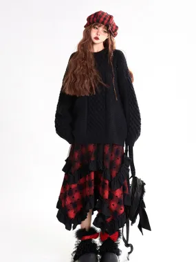 Black Round Neck Loose Sweater
