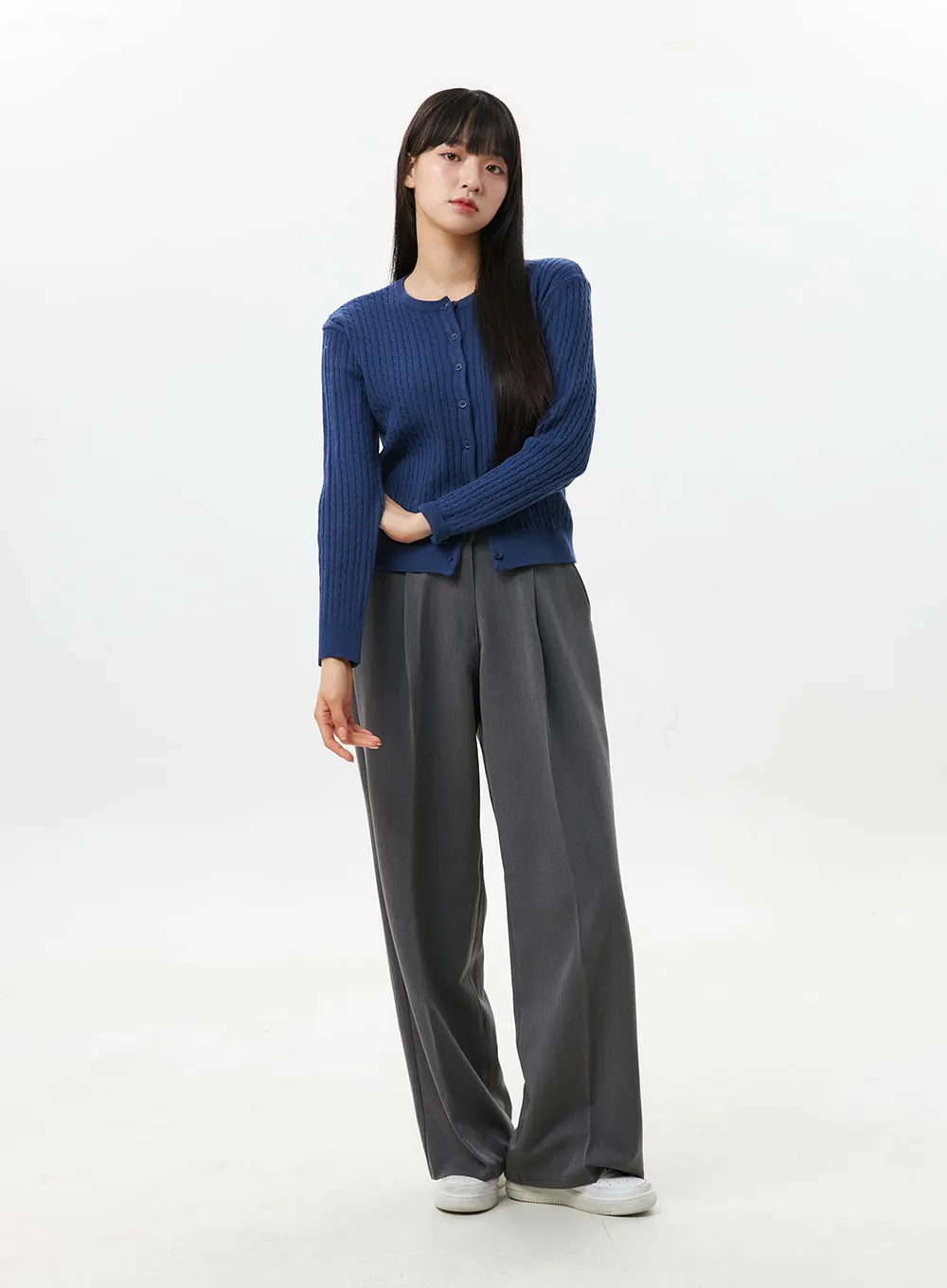 Cable Knit Round Neck Cardigan OS305