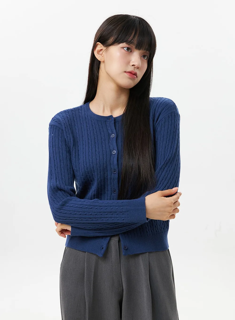 Cable Knit Round Neck Cardigan OS305