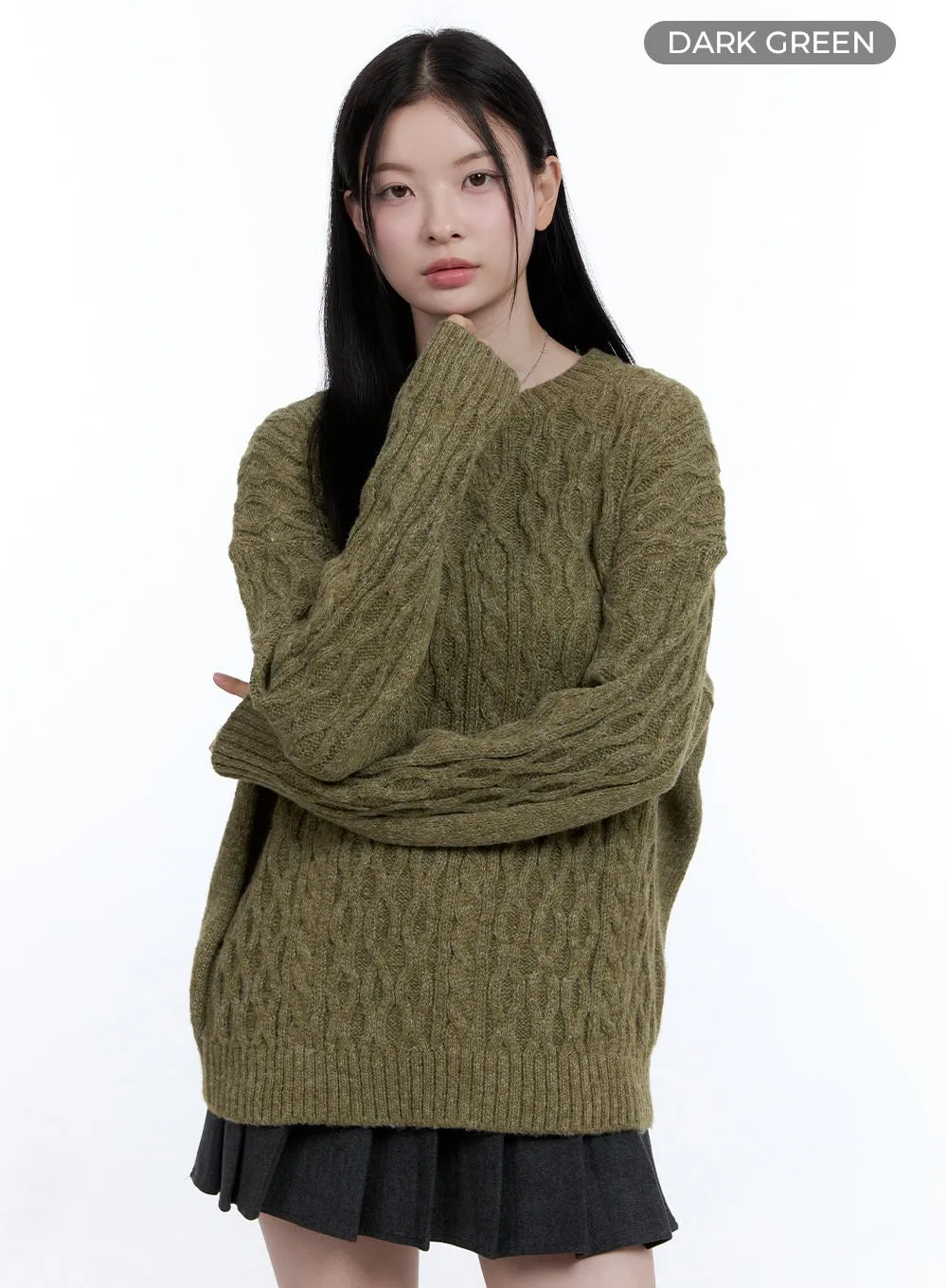 Cable Round-Neck Sweater OO429
