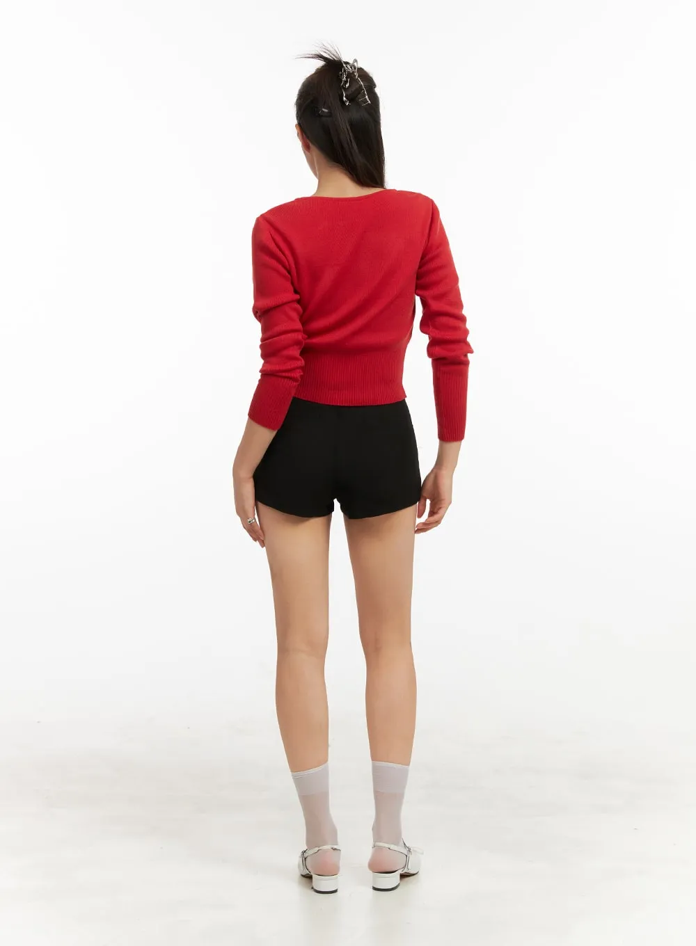 Classic Round Neck Sweater OA429