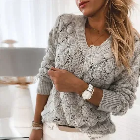 Elegant Women's Sweater – Cozy, Stylish & Timeless Comfort