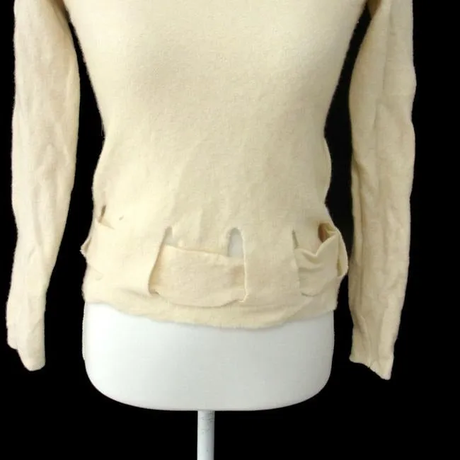 Fendi Sweater Ivory Wool With Cut Out Woven Design Sweater