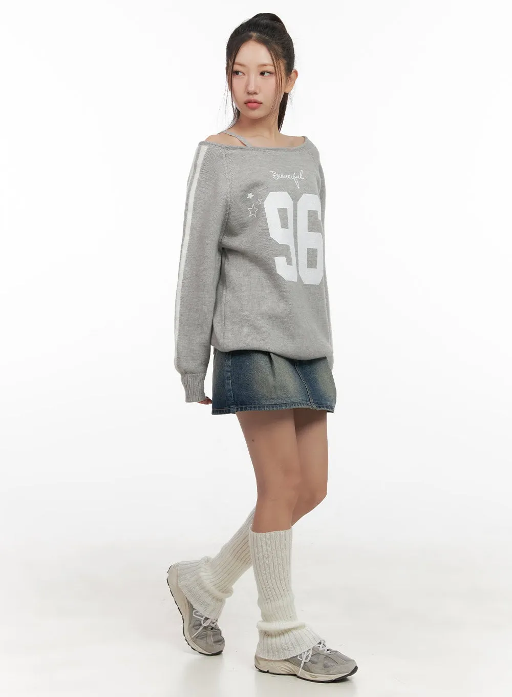 Graphic Off Shoulder Crew Neck CD416