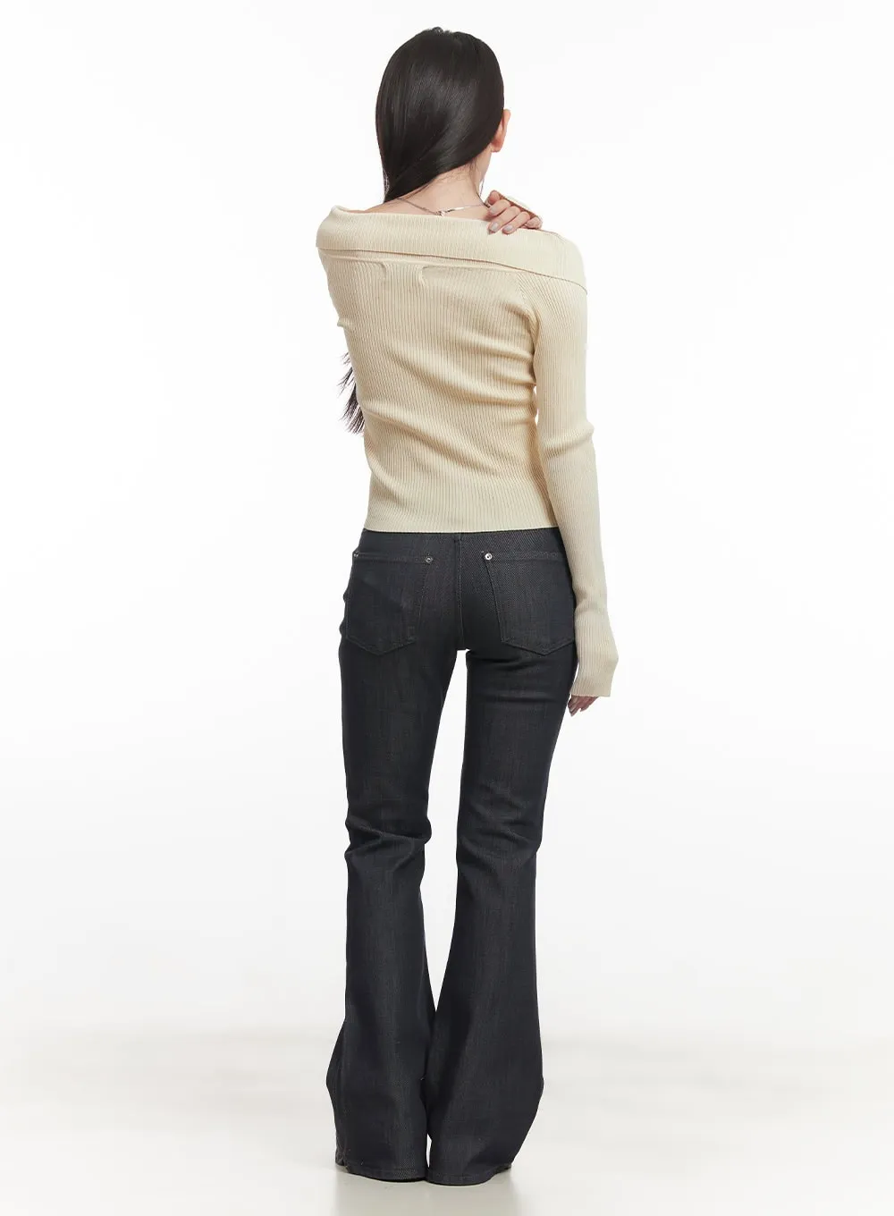 Off-Shoulder Asymmetric Long-Sleeve Knit Top CF525