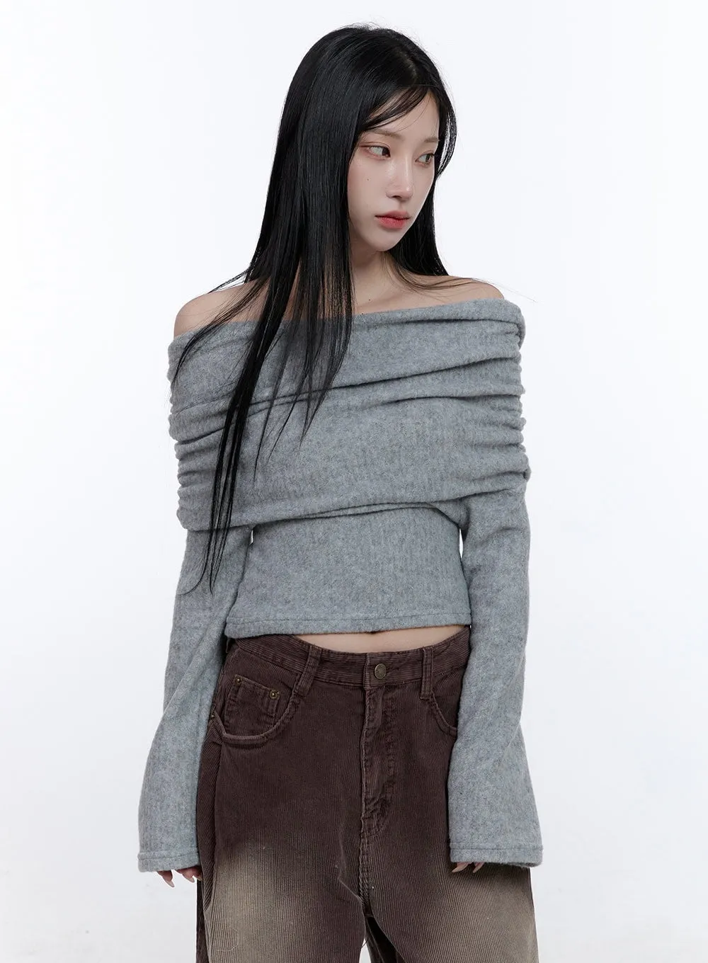 Off-Shoulder Cropped Sweater CD416