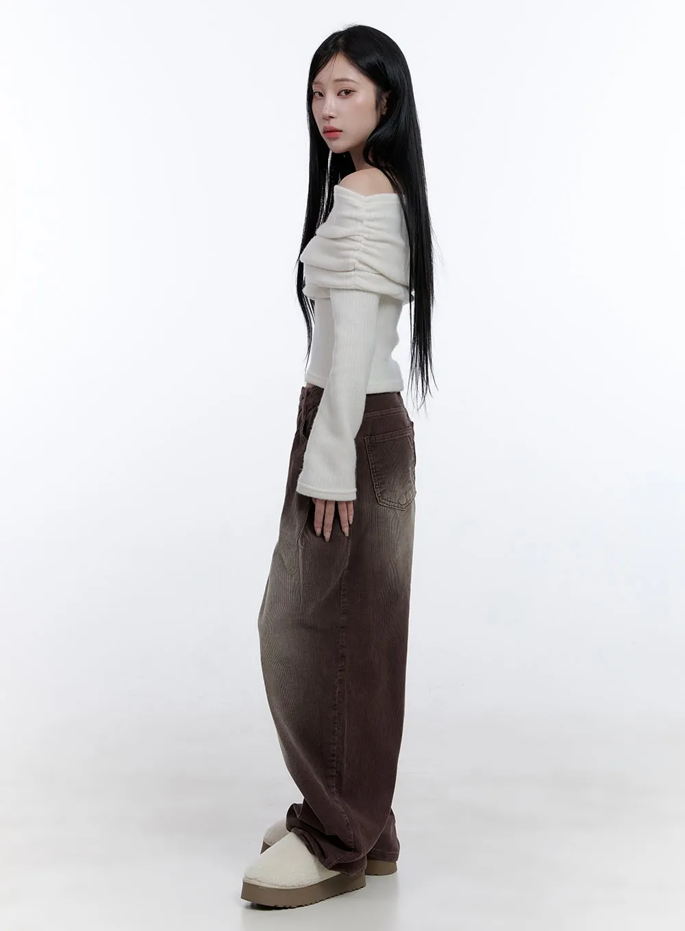 Off-Shoulder Cropped Sweater CD416