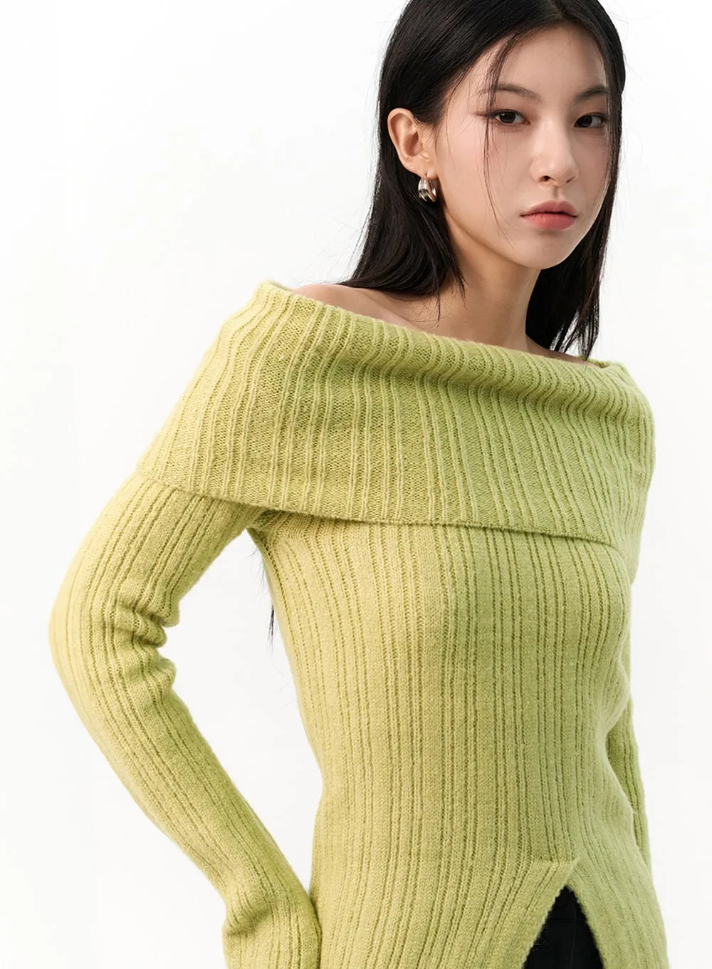 Off-Shoulder Rib Sweater IO320