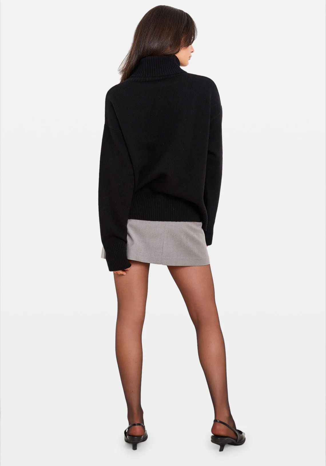 OVERSIZED TURTLENECK SWEATER